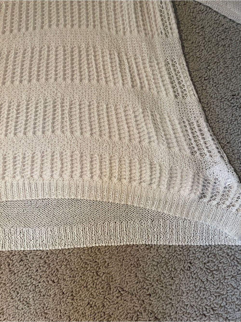 Laura -Lightweight Cream Open-Knit Lined Scoop Neck Sweater - SzS - Picture 8 of 13